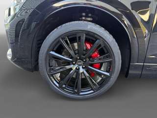 Audi SQ8 TFSI quattro