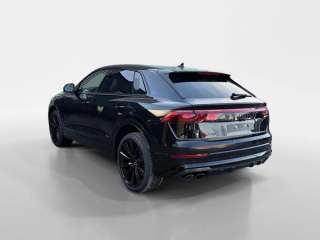 Audi SQ8 TFSI quattro