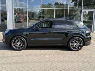 Porsche Cayenne E-Hybrid Black Edition