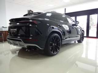 Lamborghini Urus 8