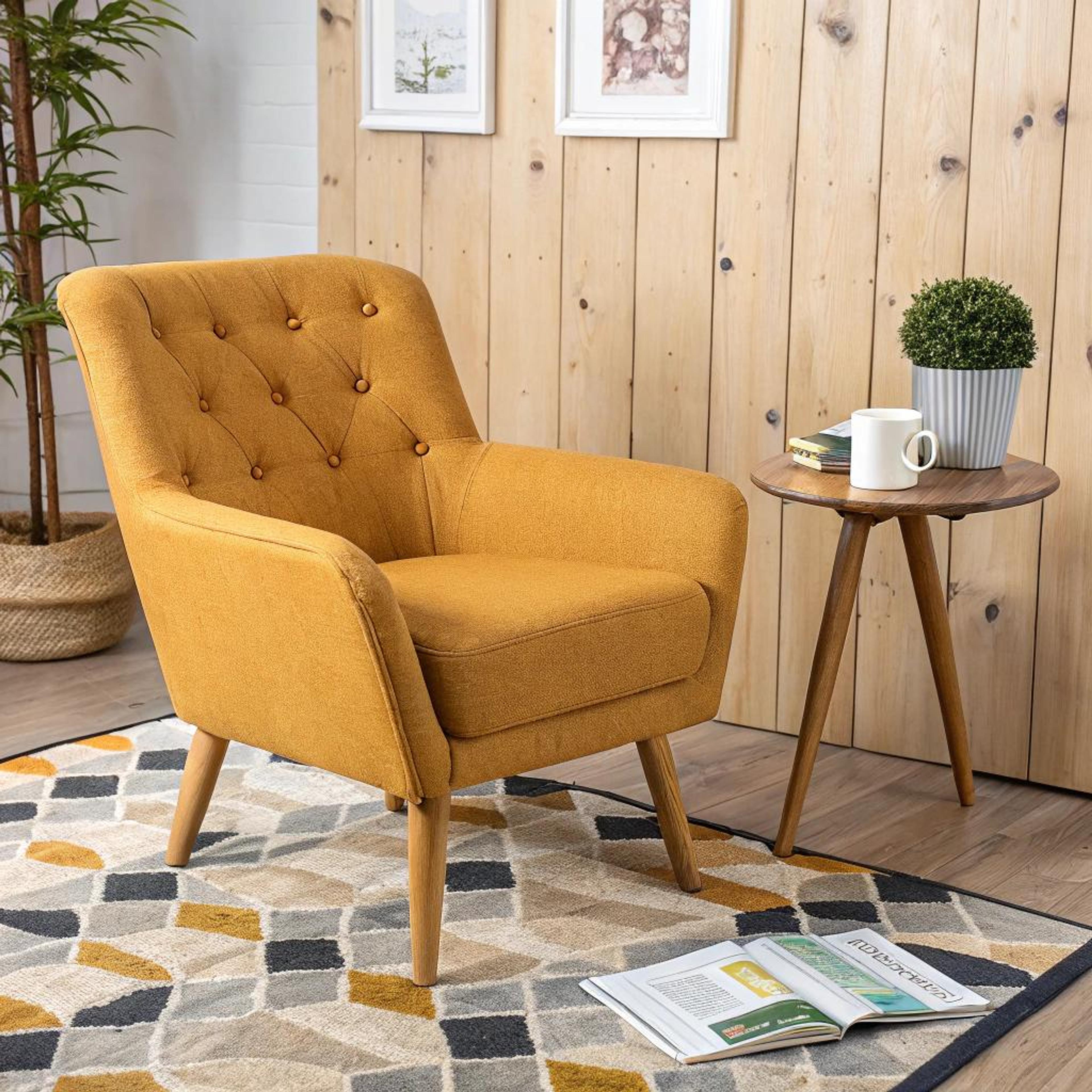 Mosterdgele oorfauteuil als eyecatcher