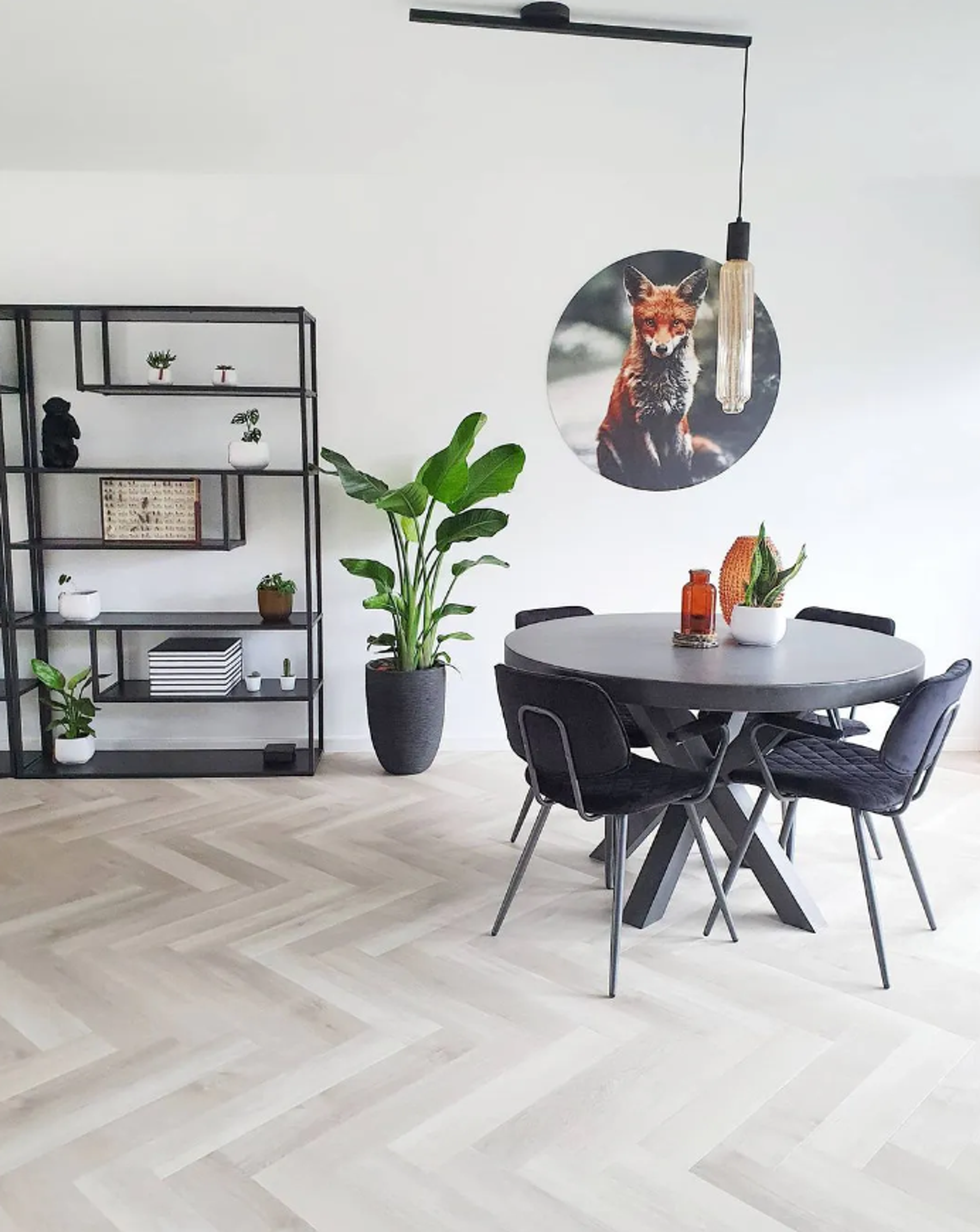 open-kast-zwart