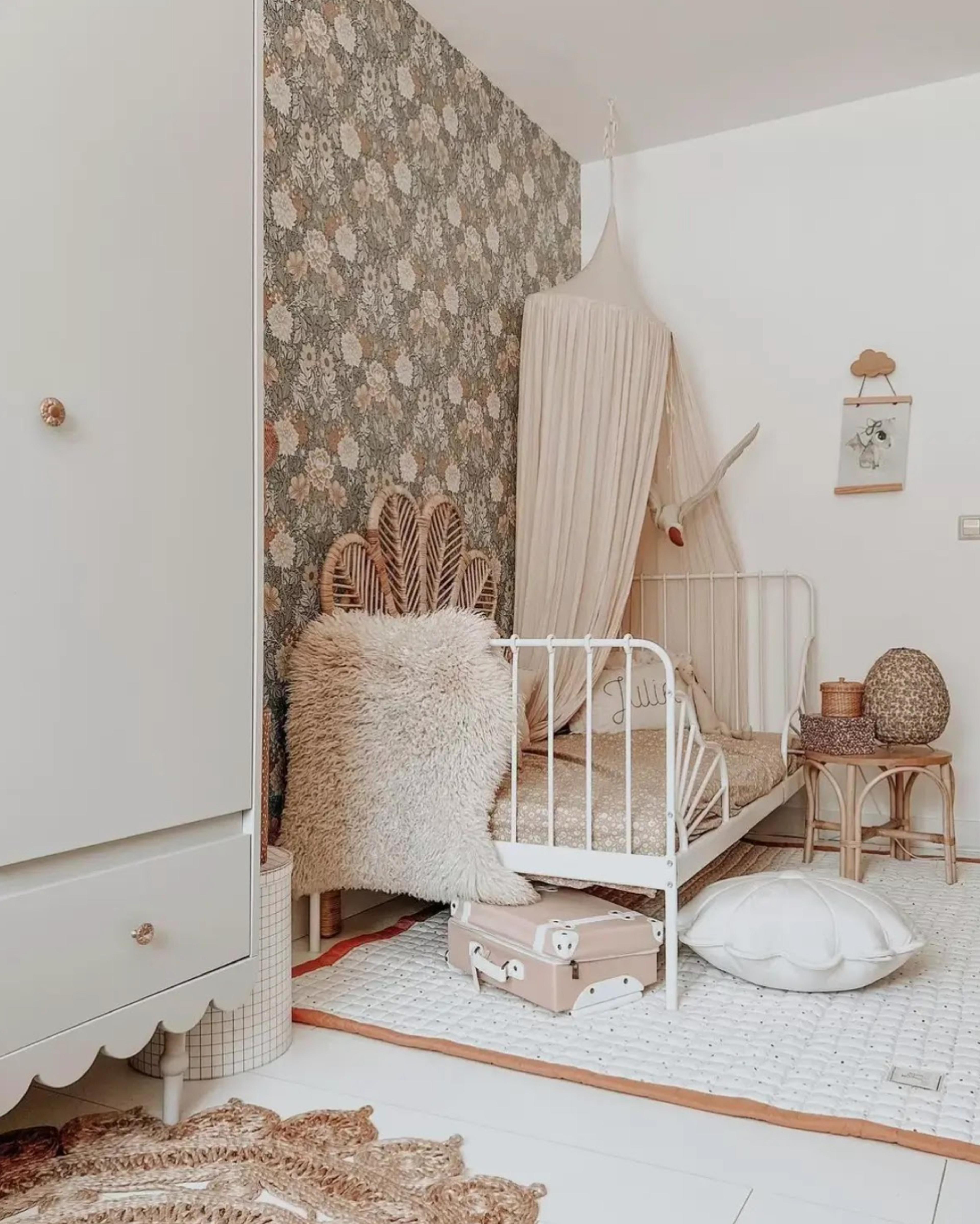 light- bedroom