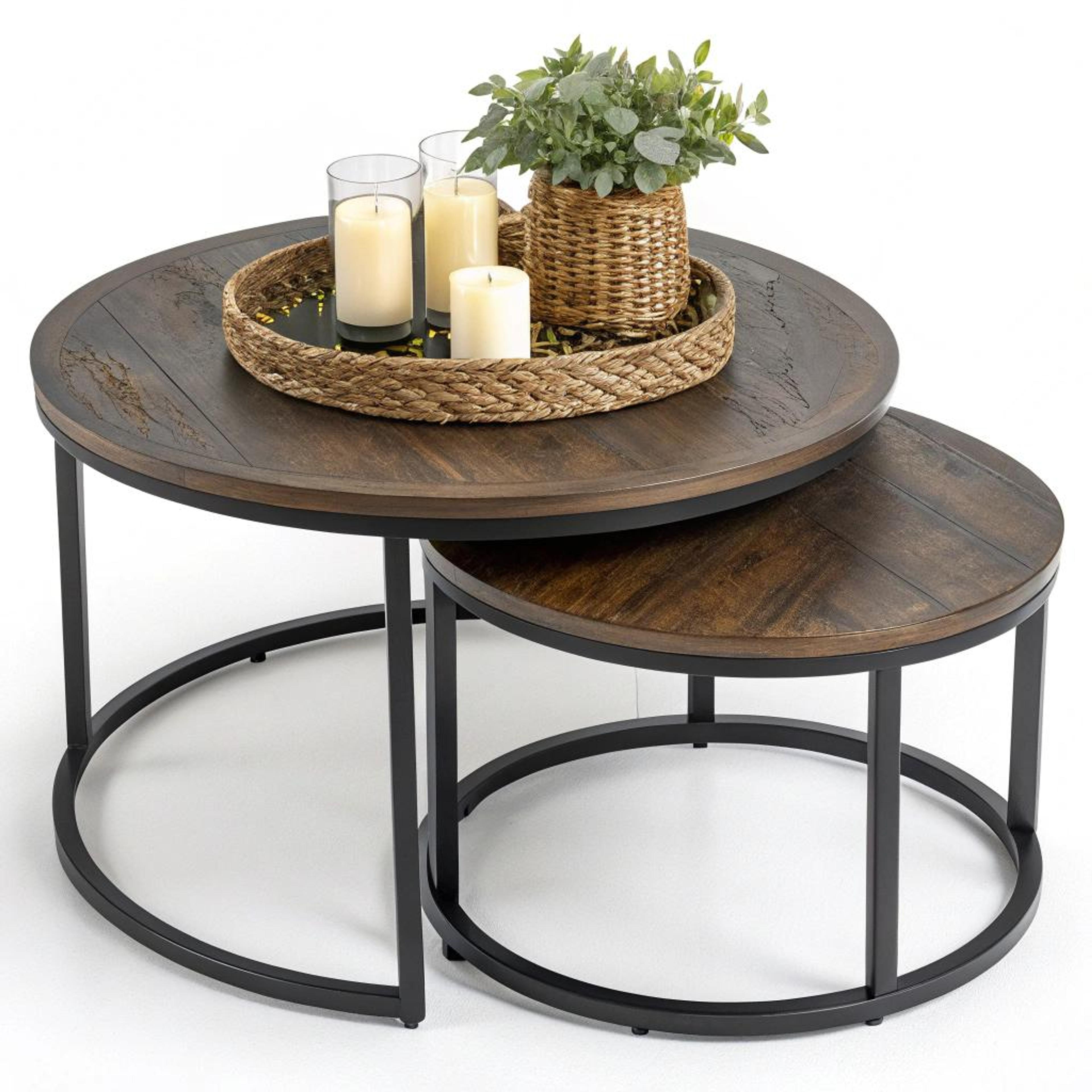 Industrieel hout met sfeervolle accessoires