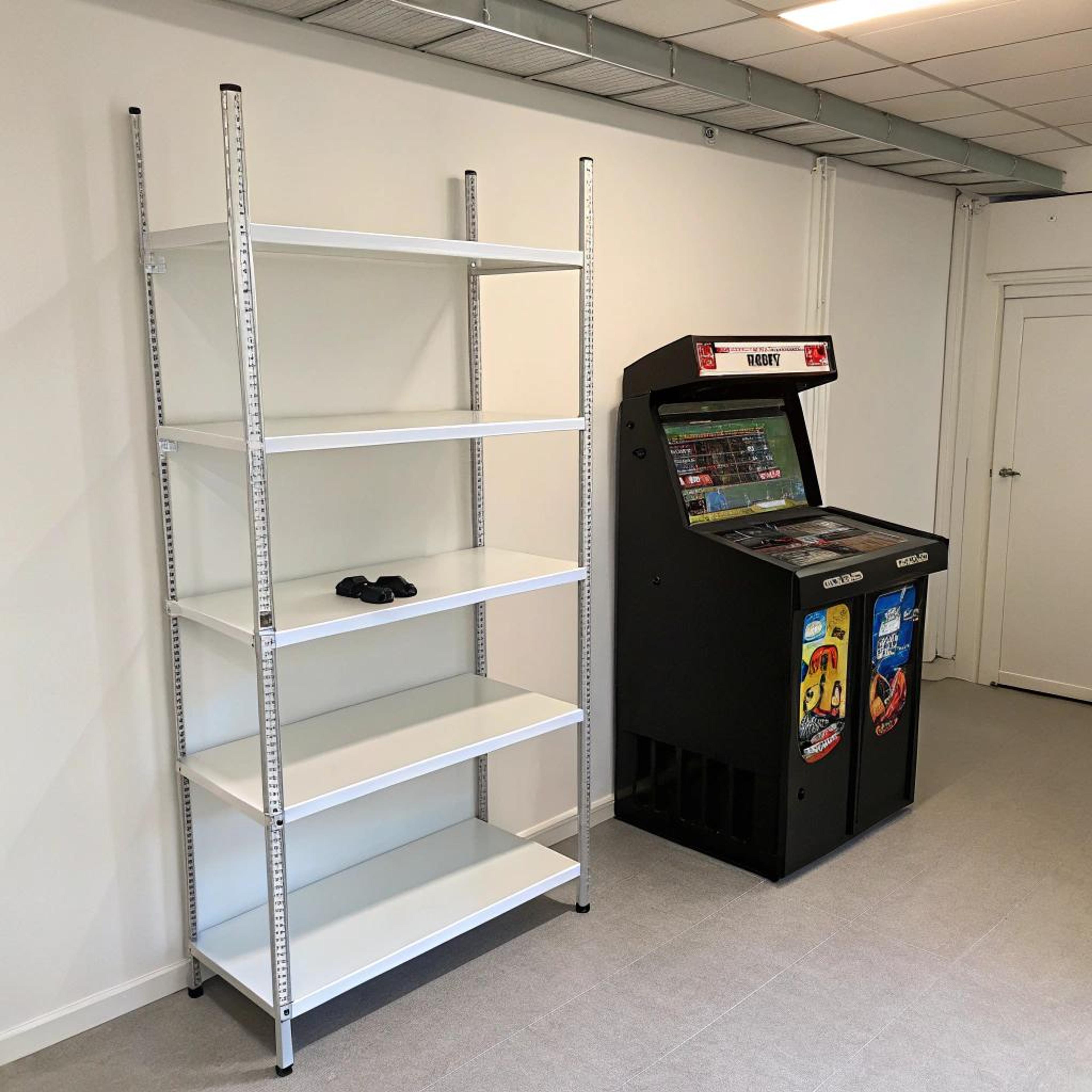 Strakke kast met speels accent