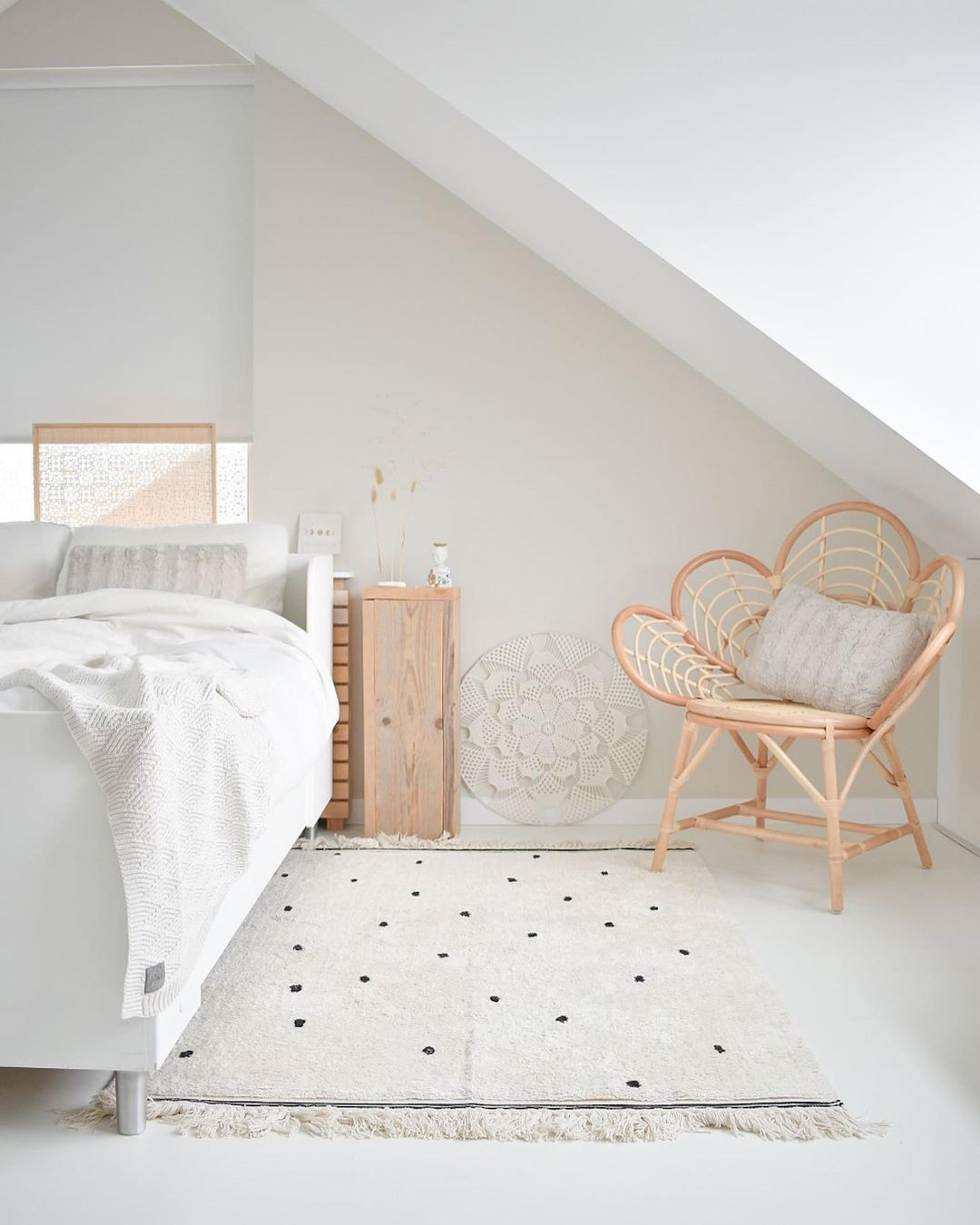 creme-kleed-slaapkamer