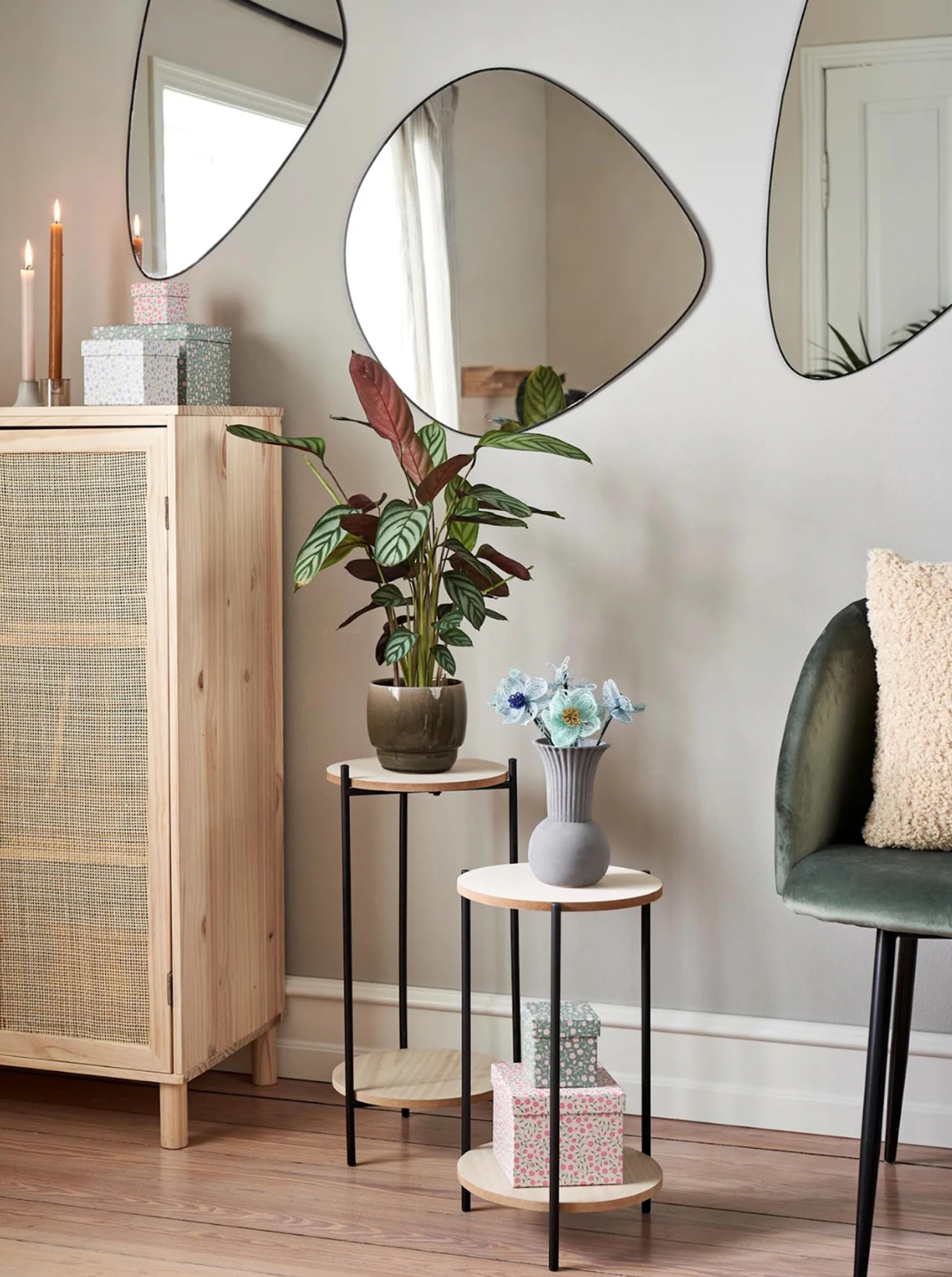 plant-stand