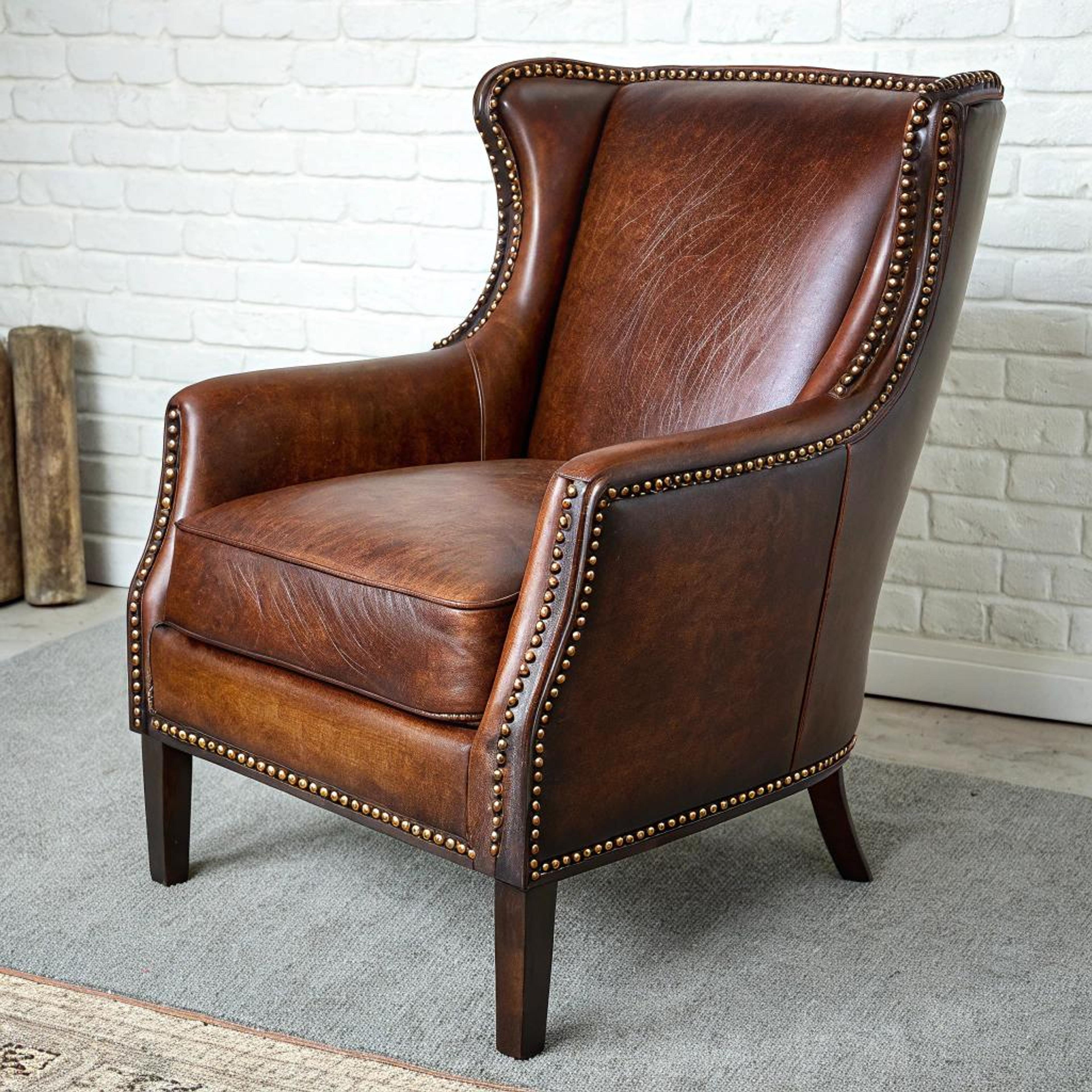 Cognackleurige oorfauteuil als blikvanger