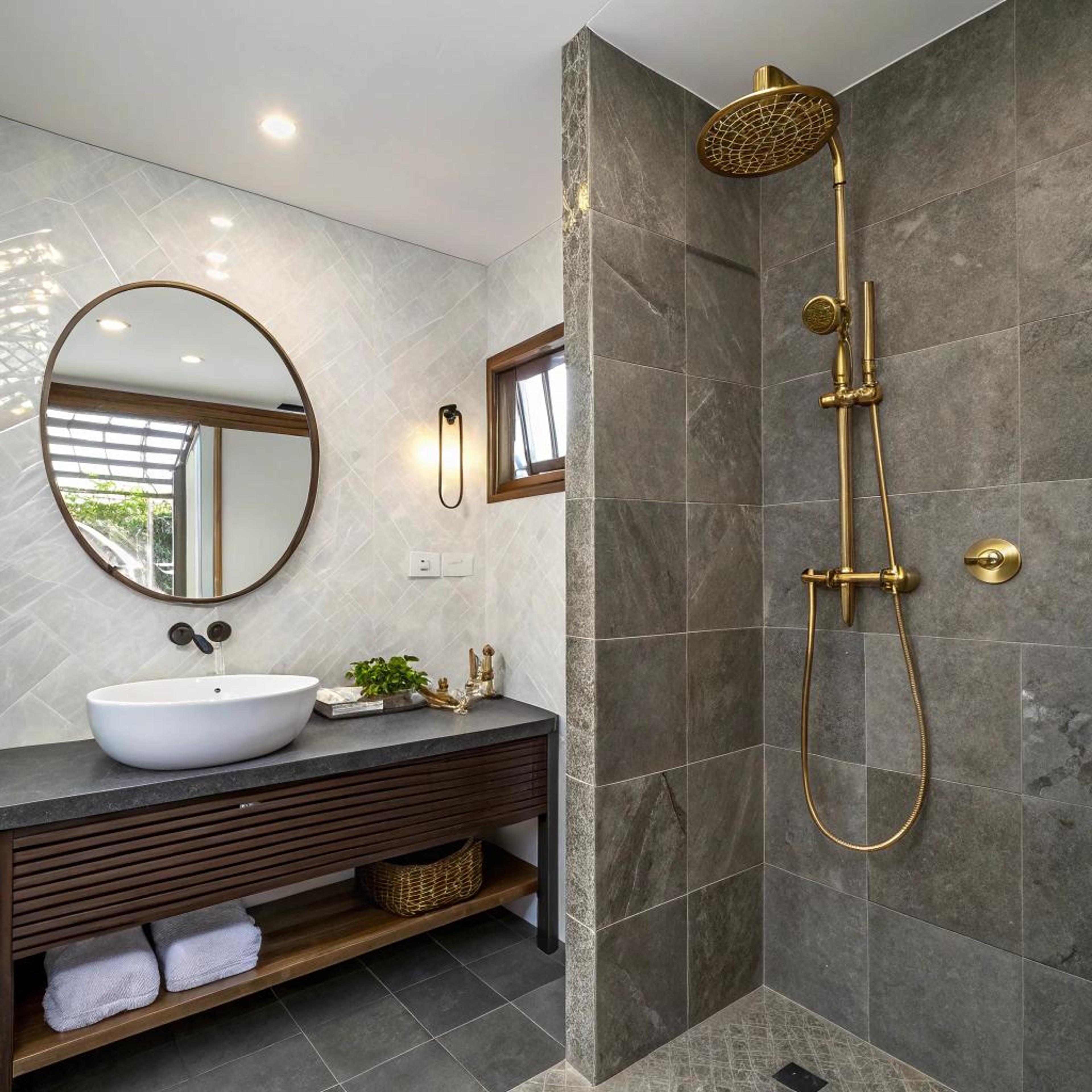 Gouden accenten op grijstinten