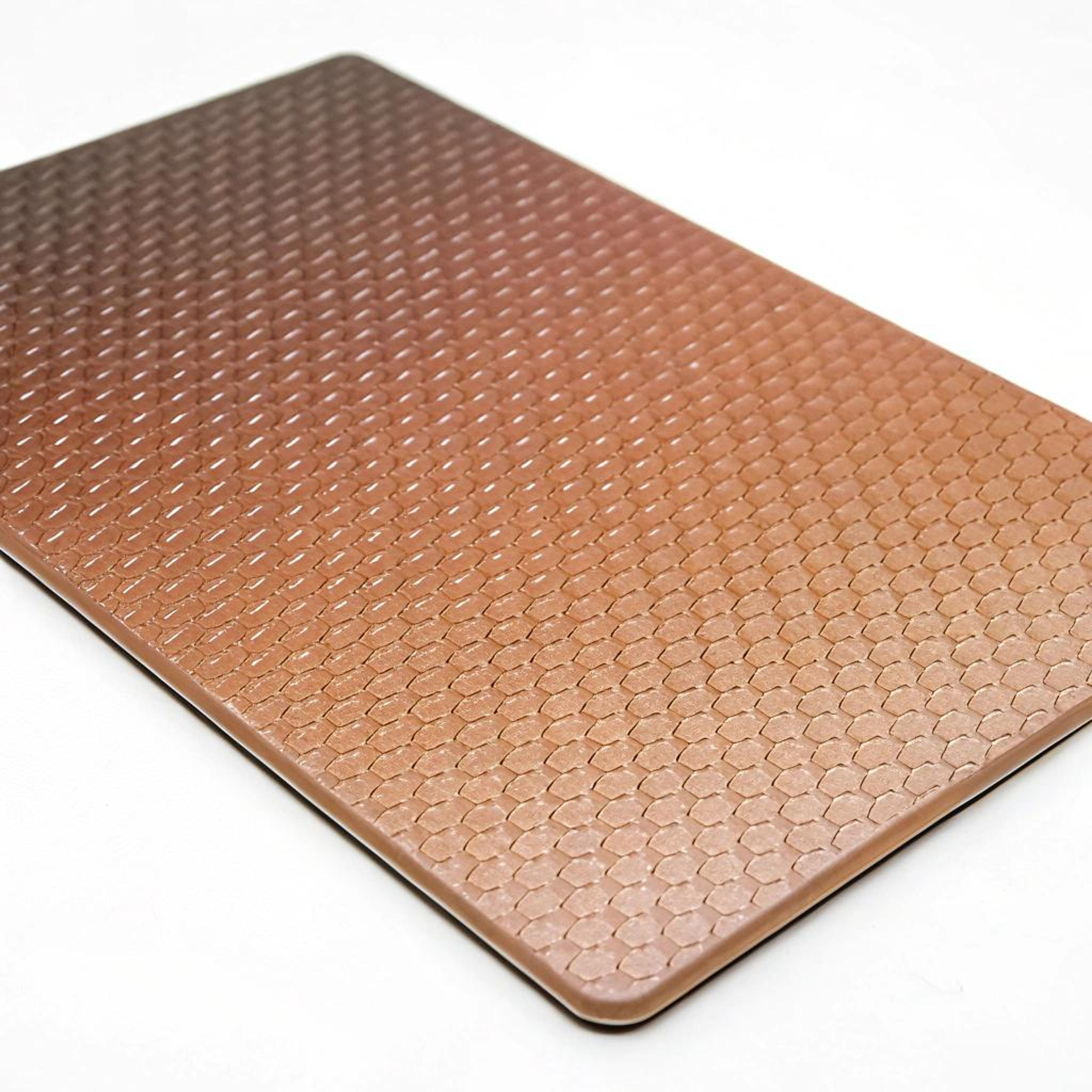 Warm bronze chevronaccent