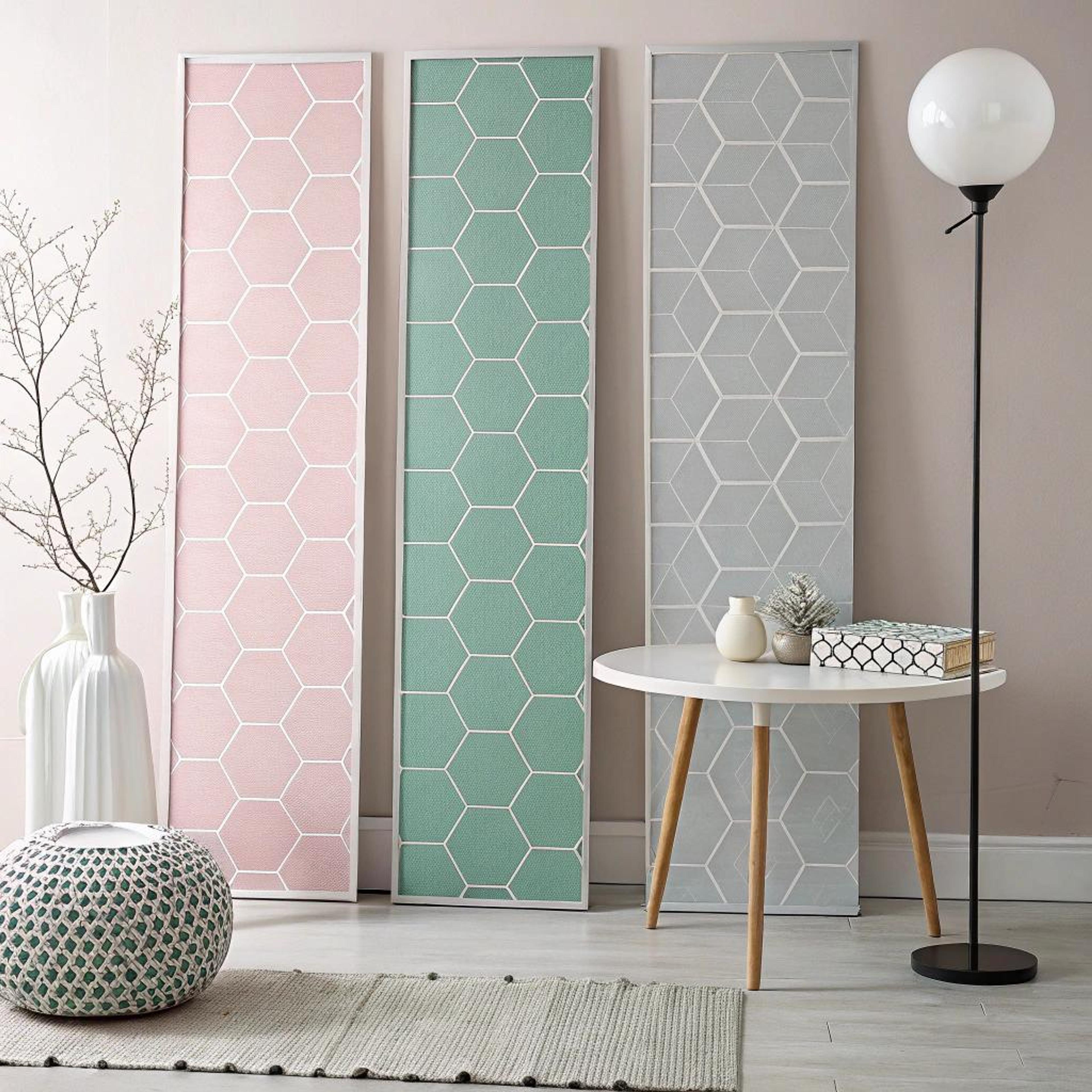 Pastel hexagon tegels centraal