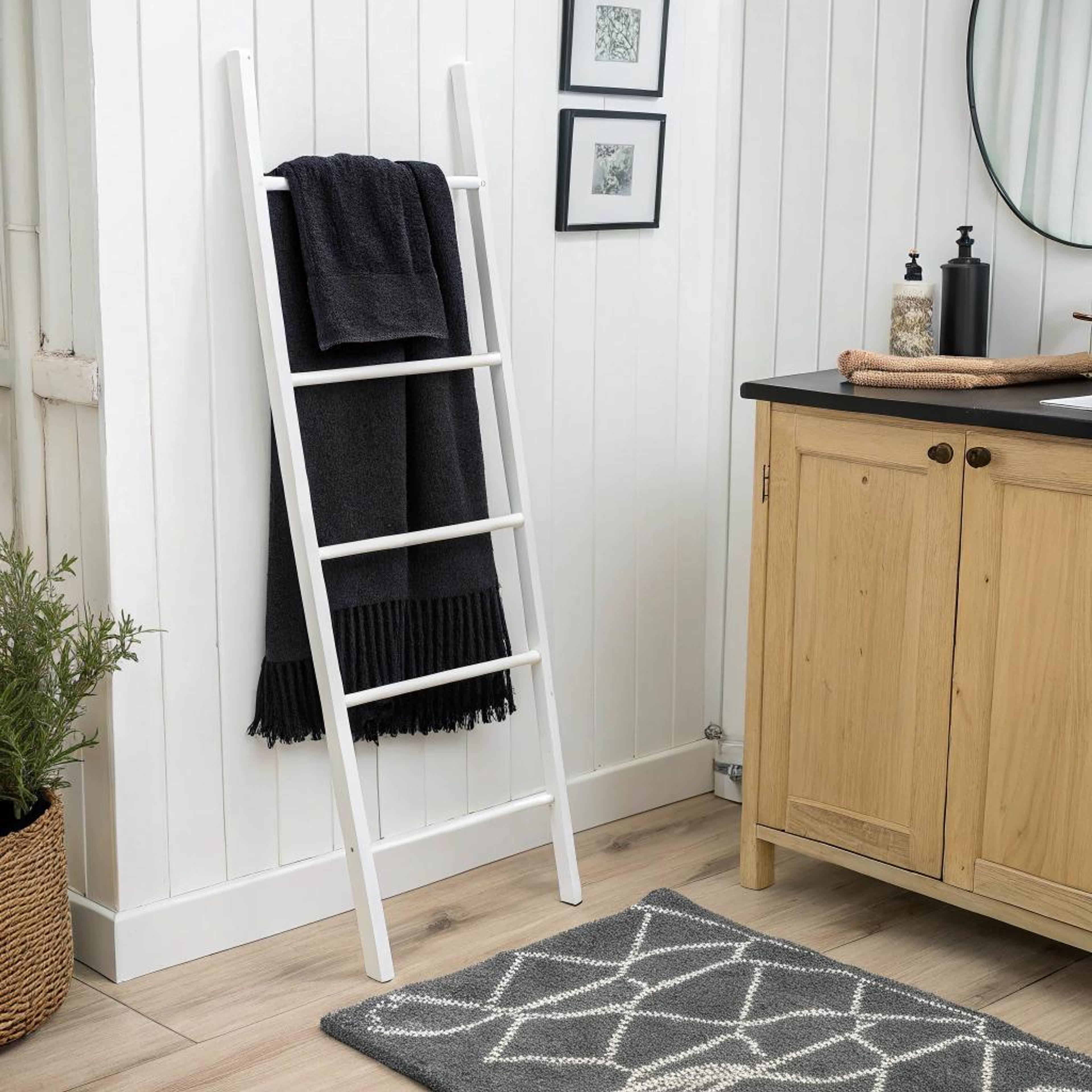 Sfeervolle mix met witte ladder