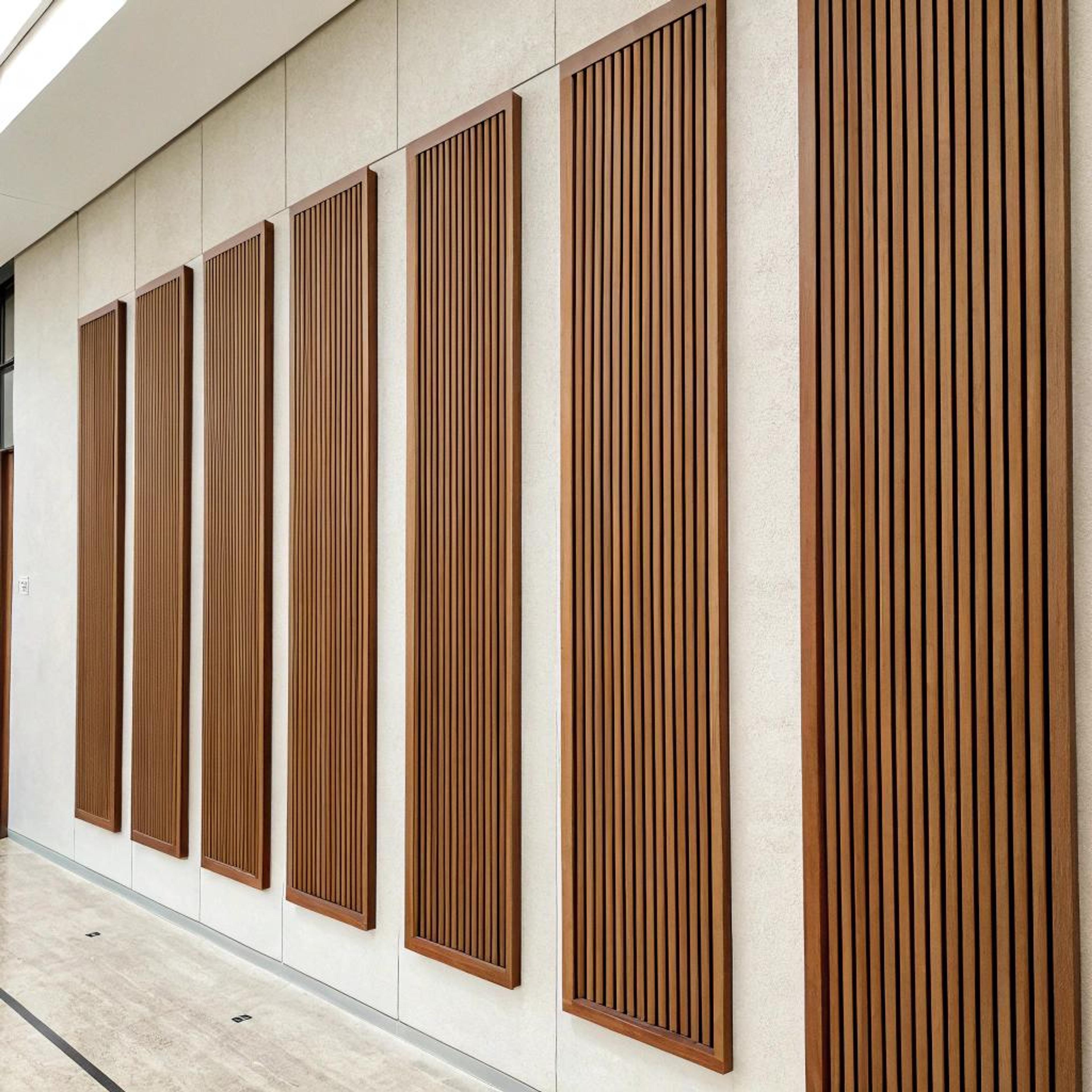 Strakke harmonie met houten latten