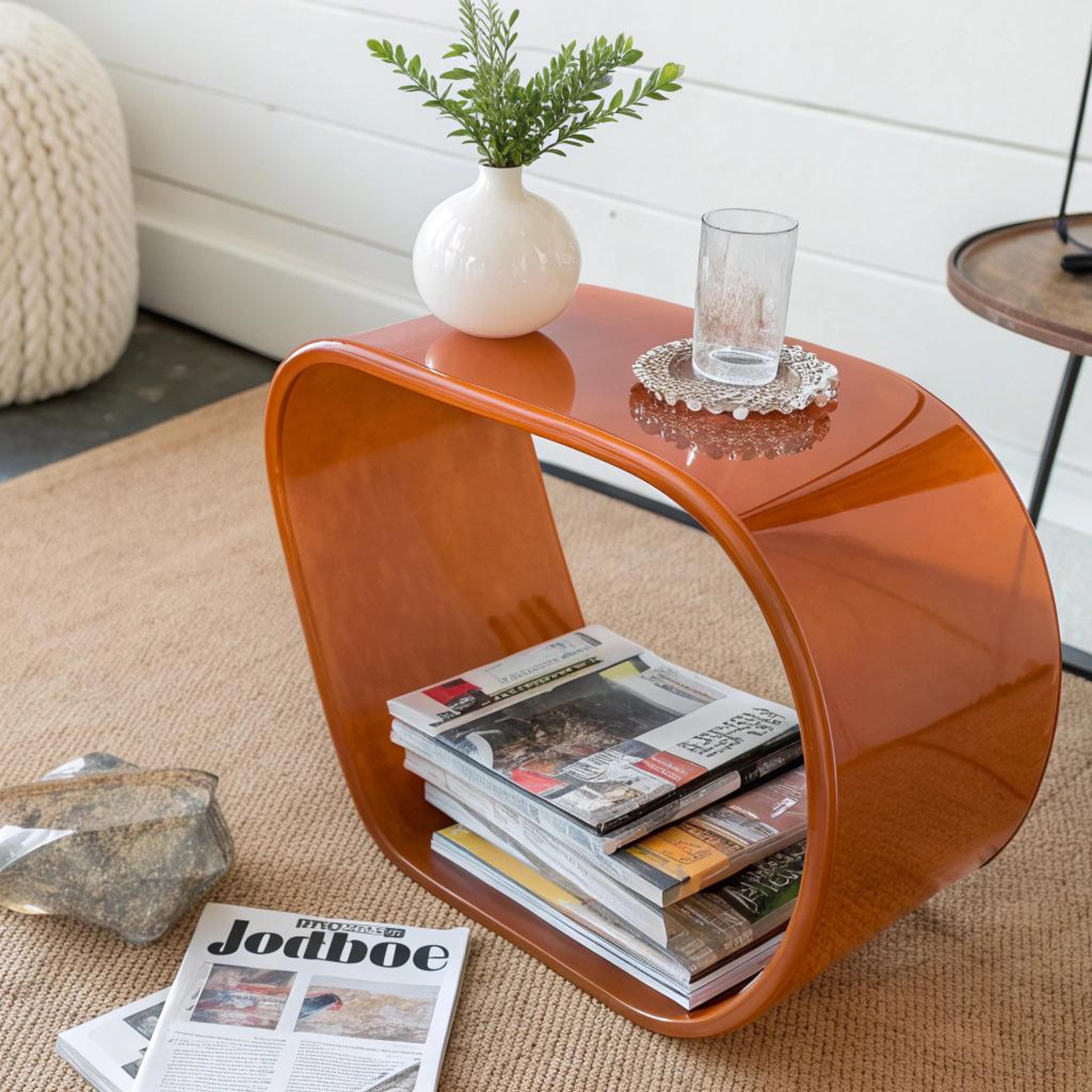 Glanzende bijzettafel als eyecatcher