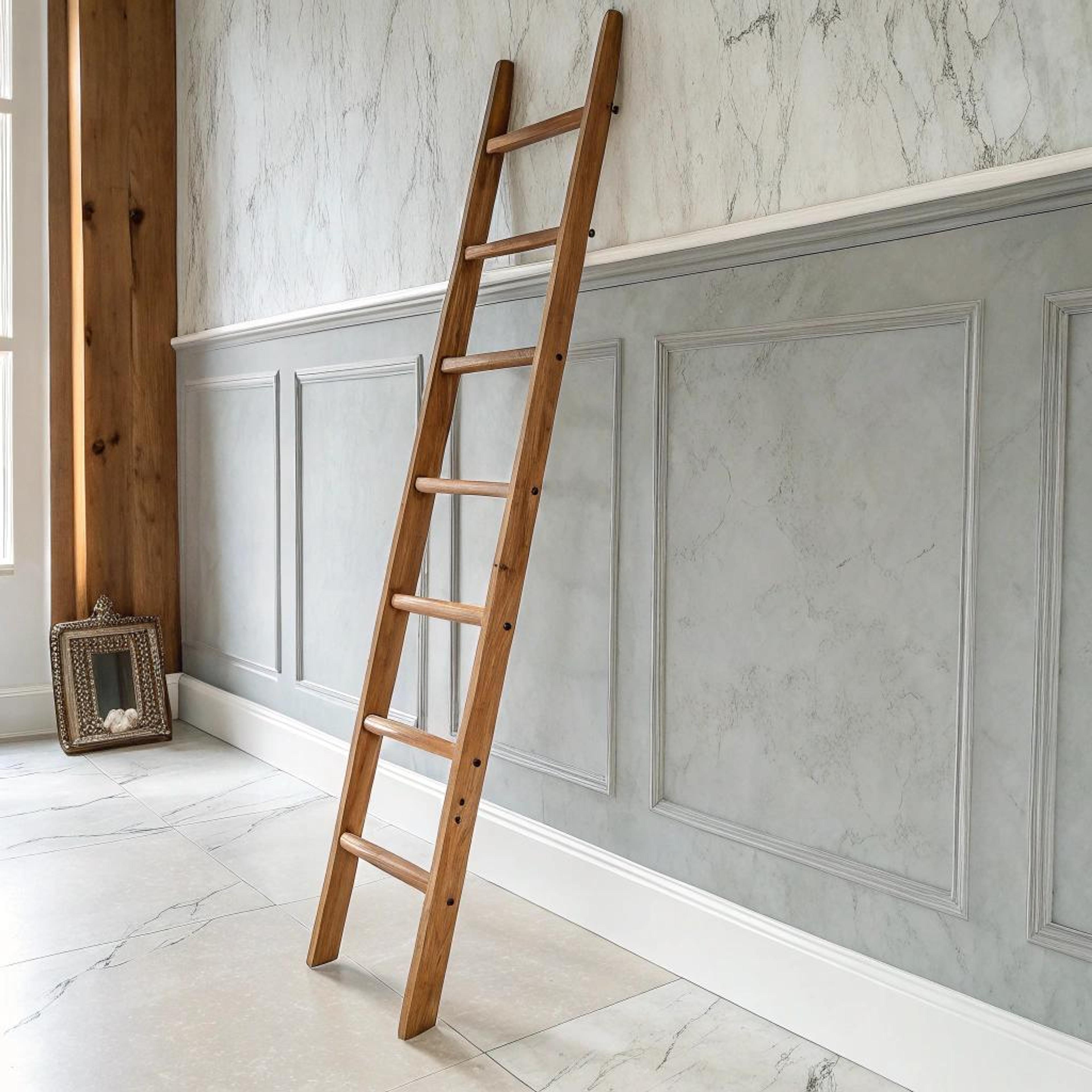 Verticale blikvanger met ladder
