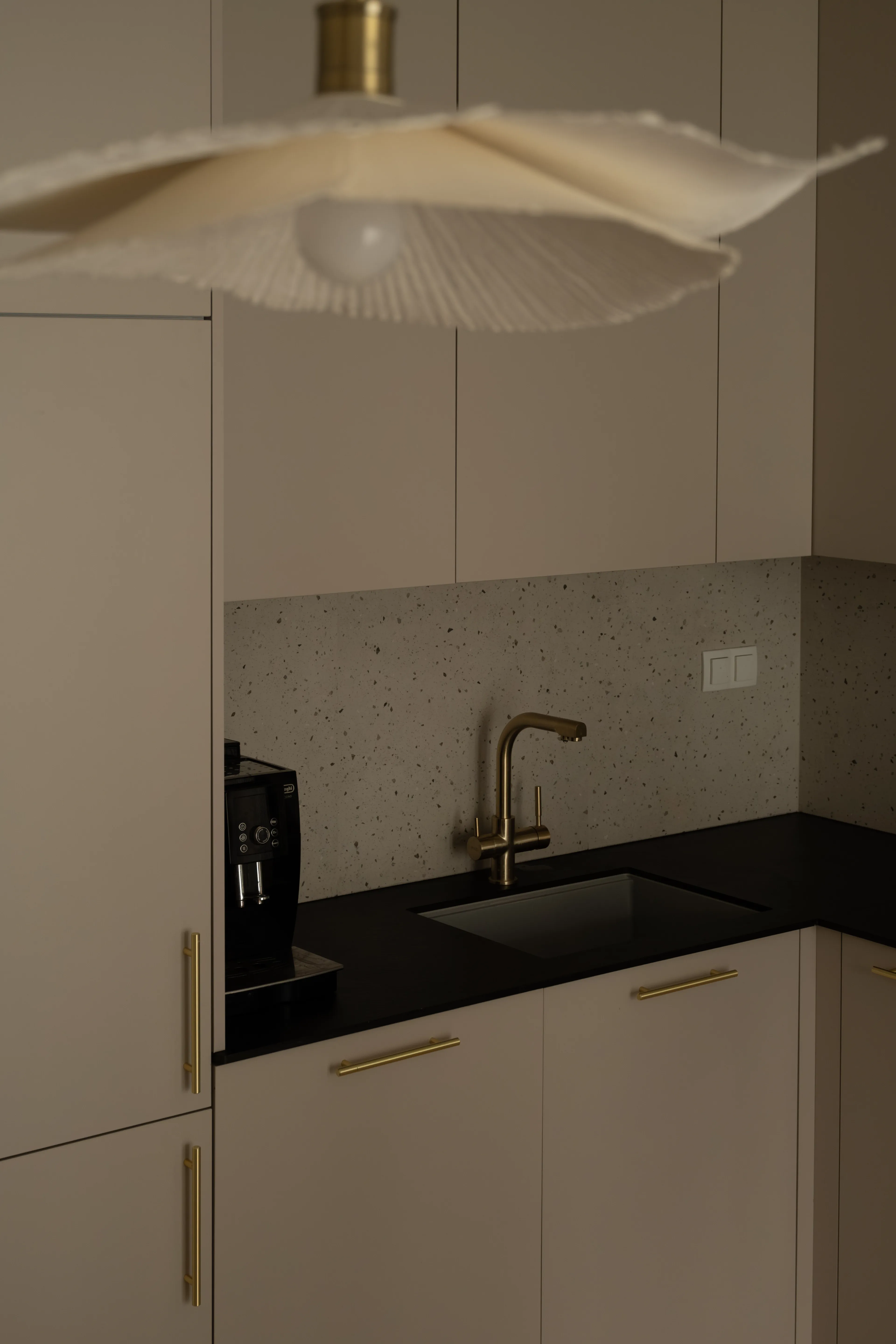 Projekt i wykończenie mieszkania Projekt i wykończenie mieszkania 65 m² Odoloany, Wola, Warszawa