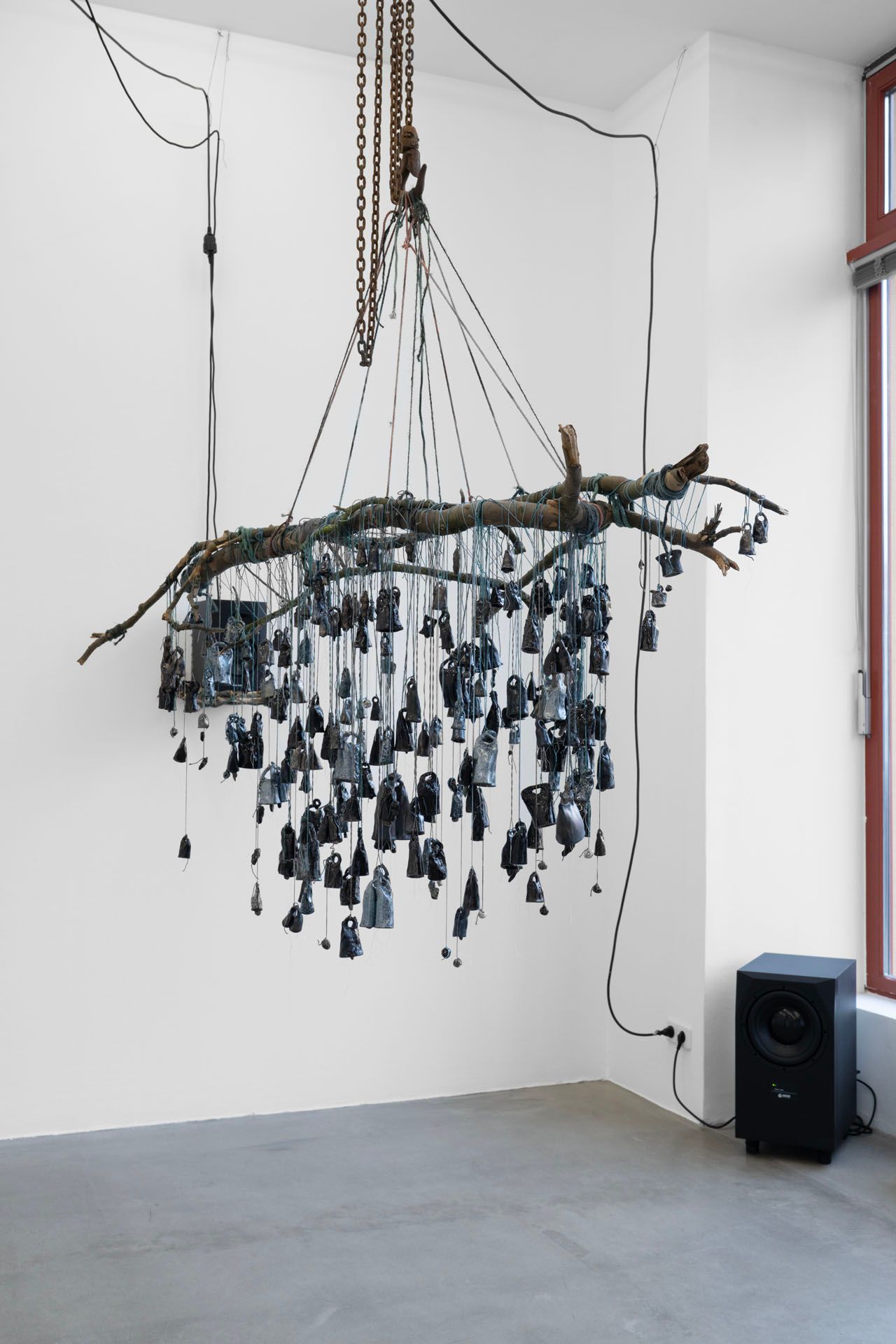 Umbratiles (the bells that did not ring) — Alice Z Jones