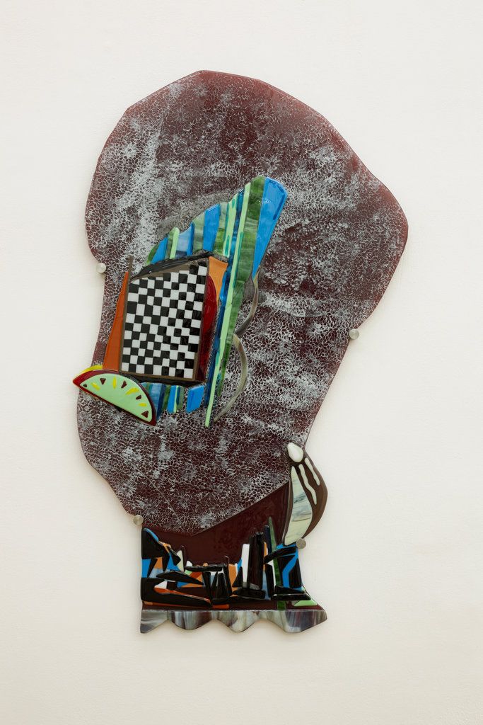 Spanish lace with an orange mouth — Ana Navas