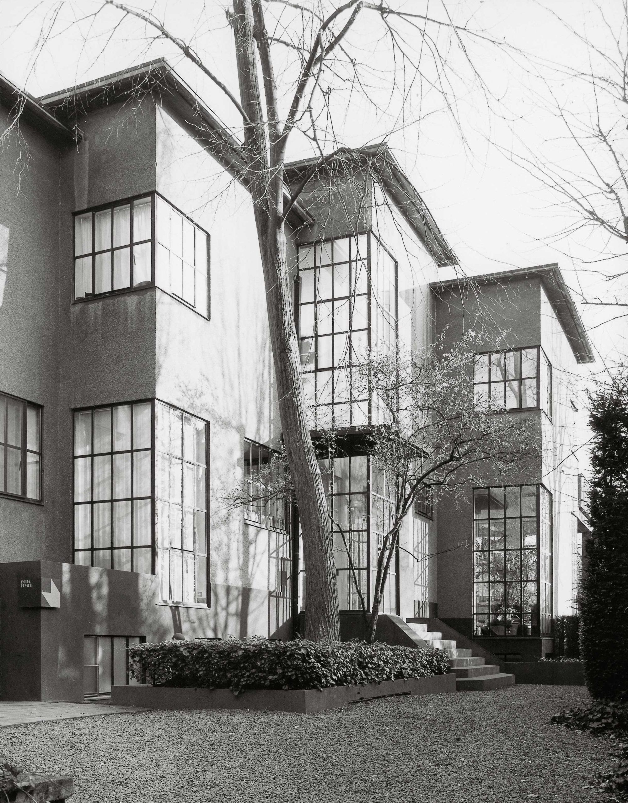 Bruxelles (Villa Brunnenstein) — Irmel Kamp