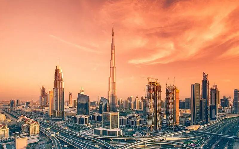 Sightseeing tour of Dubai with a local guide