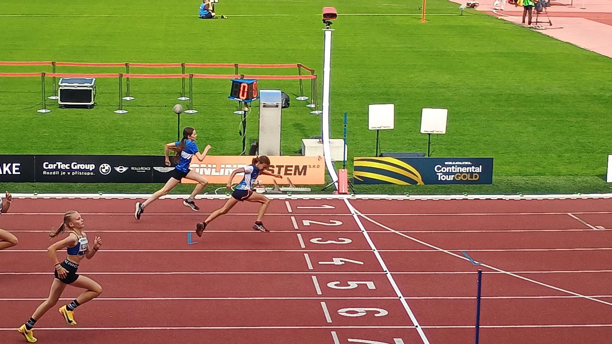 🏃♀️ Atletika: Stříbro ze Zlaté tretry pro Moniku Popíkovou