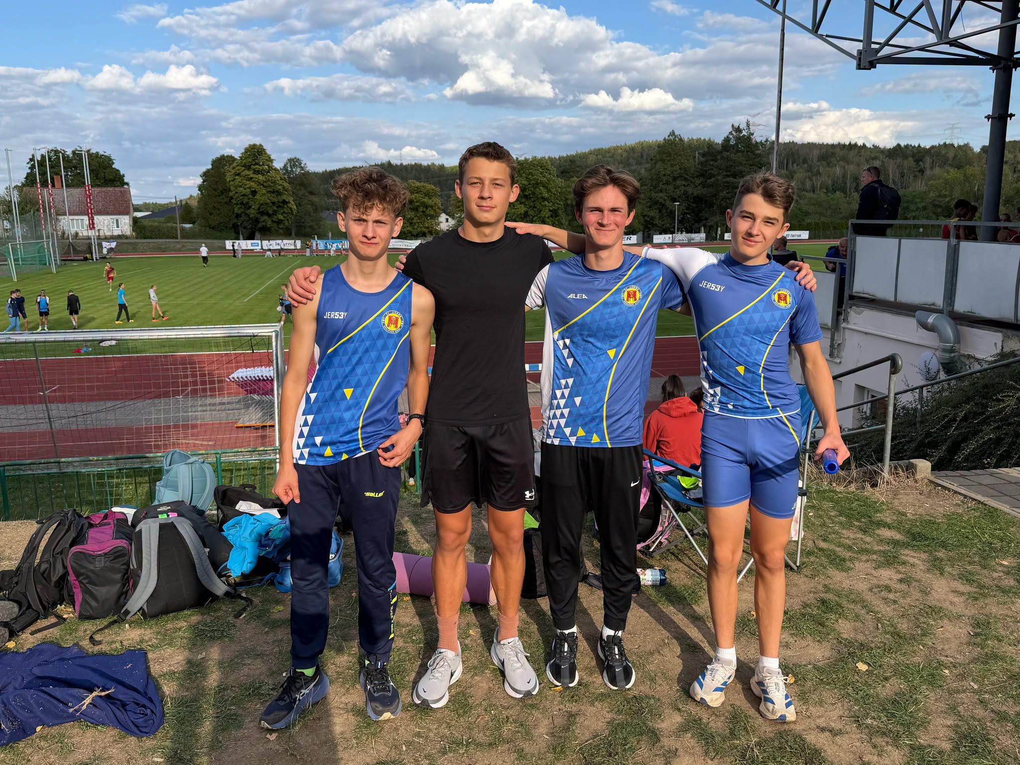 🏃♂️ Atletika: Mistrovství Čech družstev přineslo úspěch kluků a velký příslib dívek