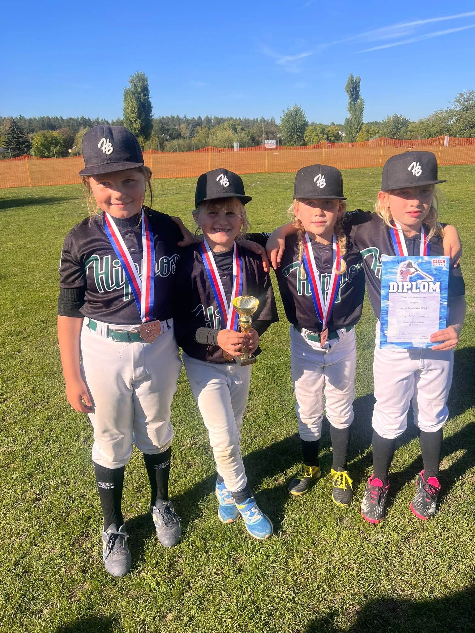 🥎 Softball: MČR U8 – 3. místo pro naše nejmenší Hrošátka!