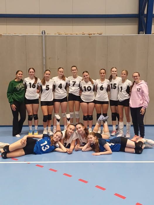 🏐 Volejbal: První domácí zápasy 2. ligy přinesly pět bodů!