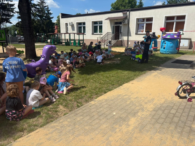 Zdjęcie 2 z 3 — Bezpieczne Wakacje 