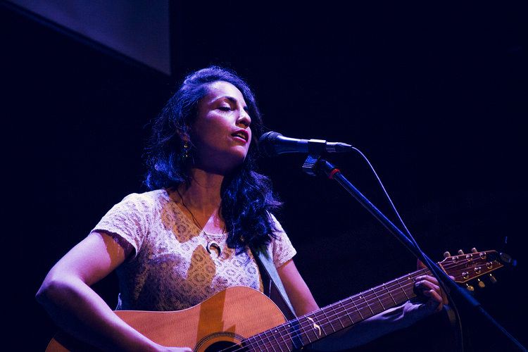 Naghmeh performing at Theatres St-Catherine