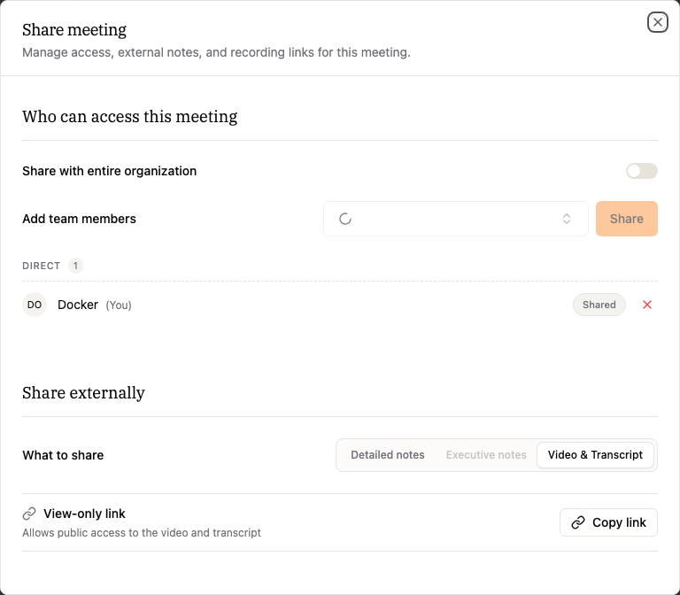 The Share meeting panel: who can access the meeting inside your organization, and how to share it externally.