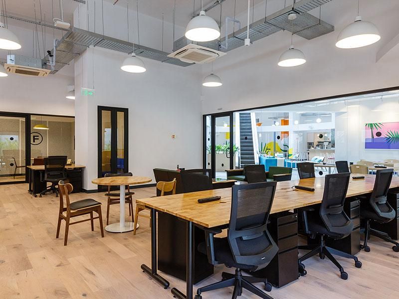 Building carousel image - 3