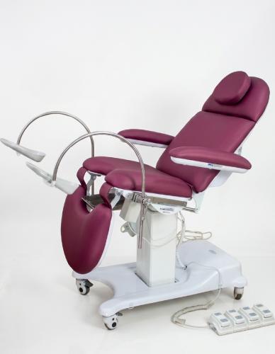Sillón ginecológico eléctrico eDynamics Pro con 4 motores