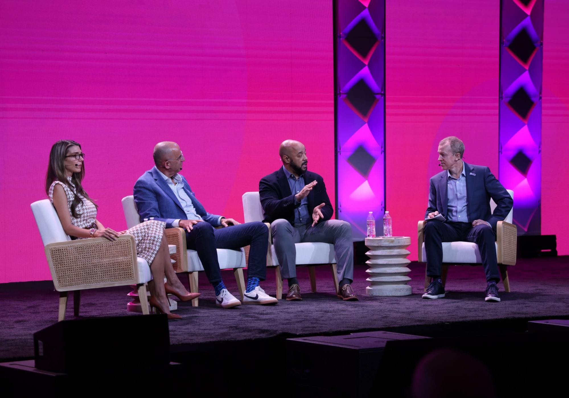 Leading from the front: How revenue leaders at PayPal, Wayfair, and Twilio drive transformational change using AI