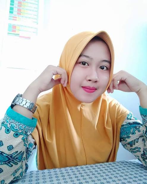 Guru Dibutuhkan, tetapi Mengapa Banyak yang Enggan Menjadi Guru?