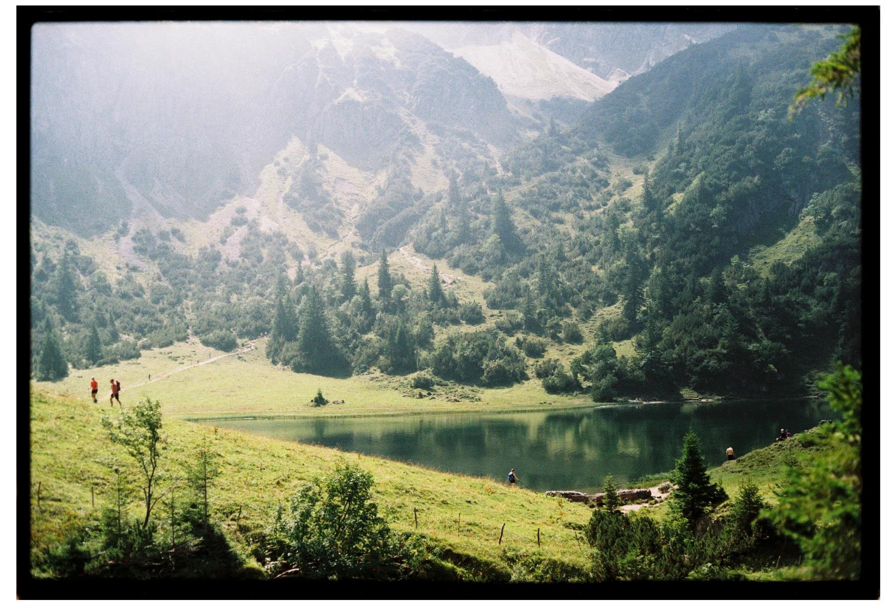 Anderswo: Motiv 4