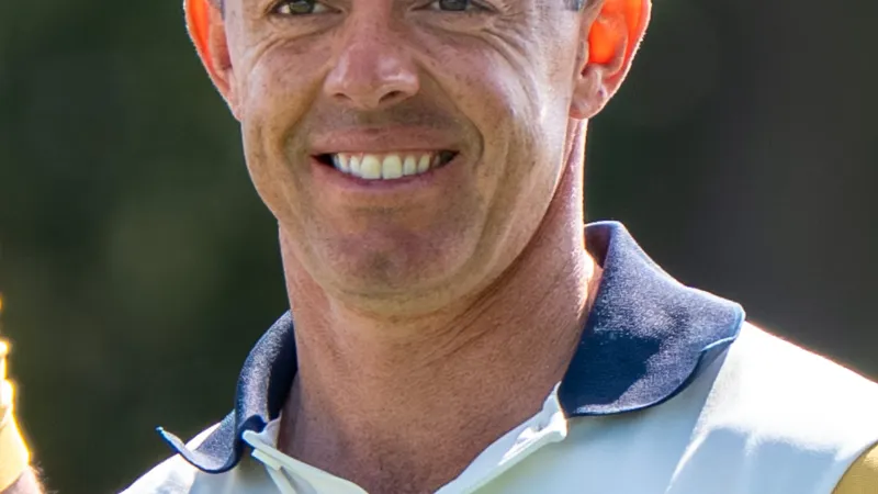 Rory McIlroy in Team Europa-tenue tijdens de Ryder Cup 2025