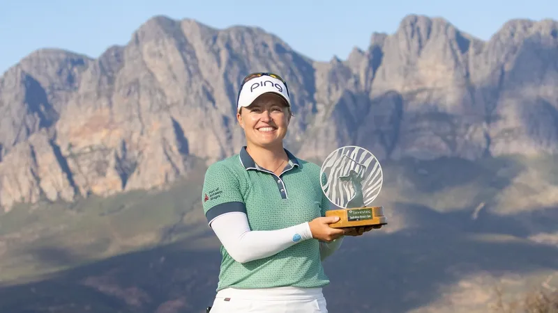 Manon De Roey tijdens een ronde op de Ladies European Tour