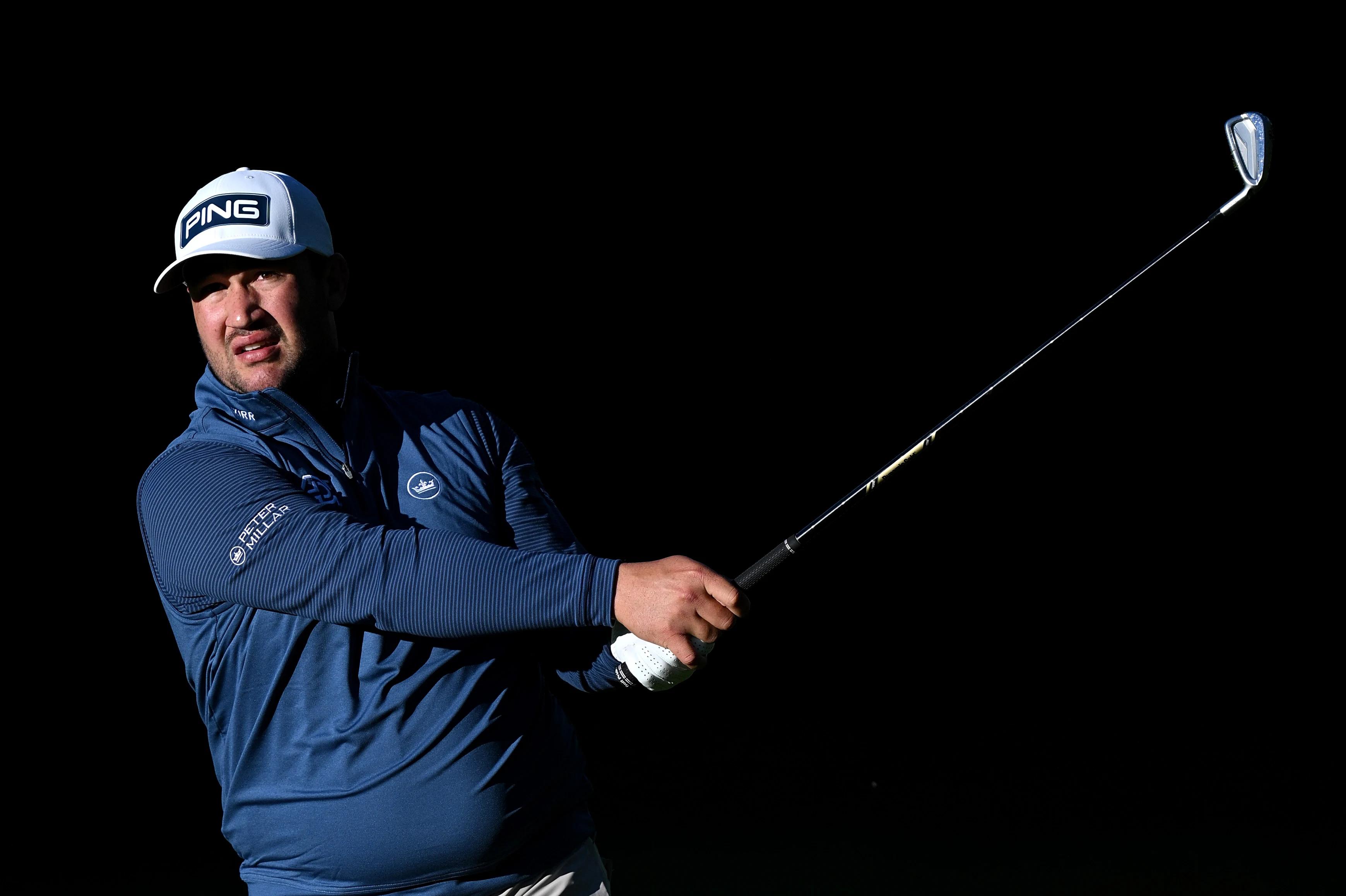 Thriston Lawrence slaat een ijzer tijdens de Omega European Masters 2026 in Crans-Montana