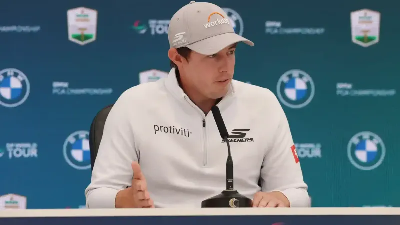 Matt Fitzpatrick tijdens een persconferentie bij de BMW PGA Championship