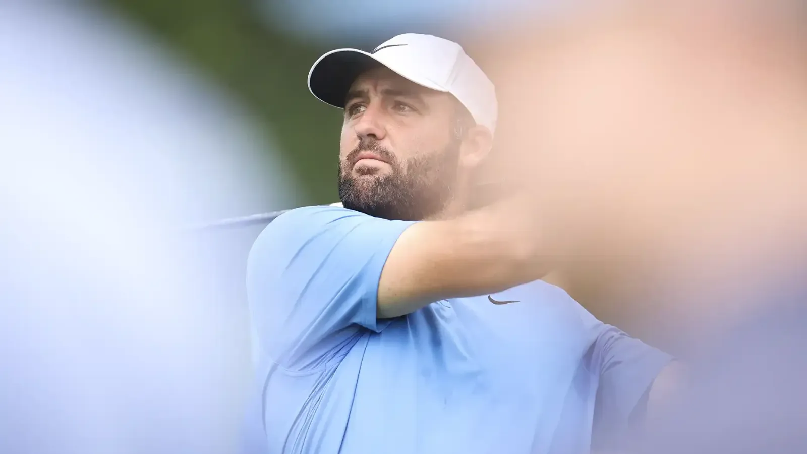 Scottie Scheffler tijdens een persmoment bij het BMW Championship 2026