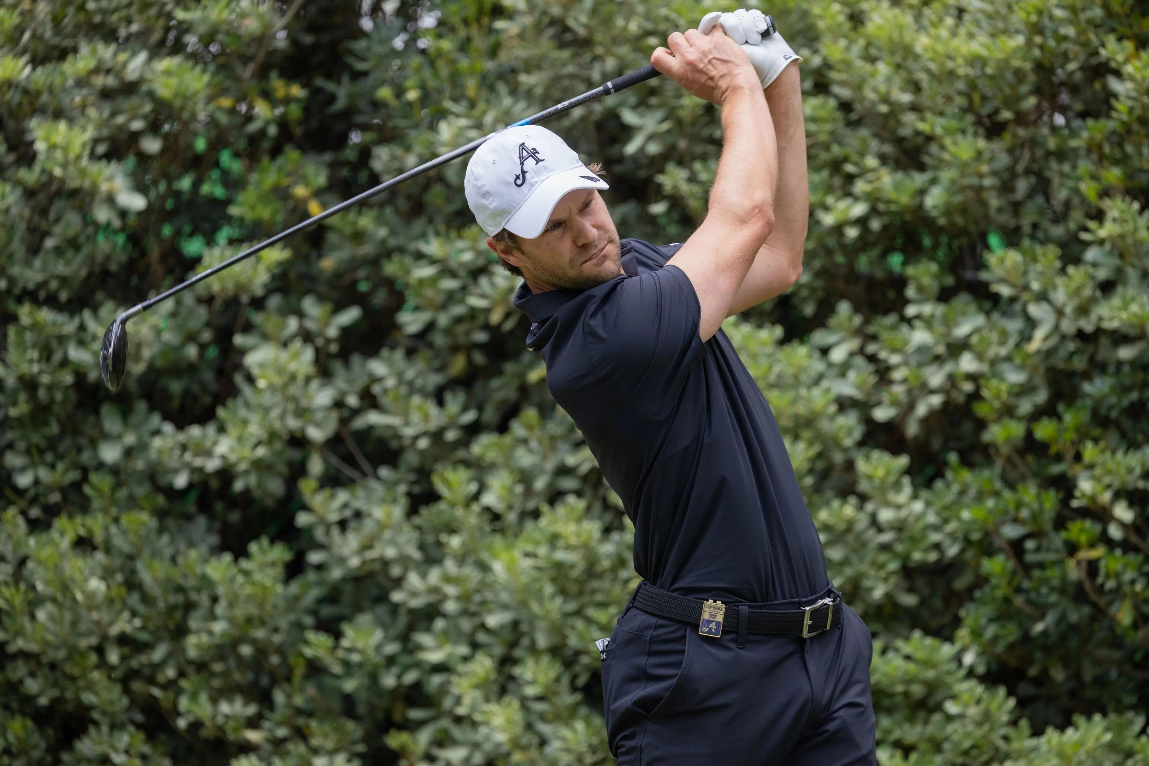 Thomas Detry slaat een afslag tijdens LIV Golf Mexico City 2026