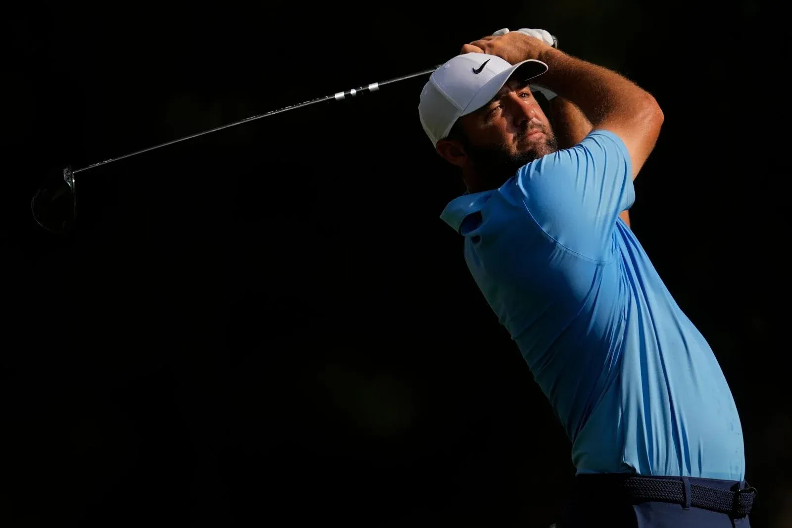 Golfer slaat af tijdens de openingsronde van de FedEx St. Jude Championship op TPC Southwind