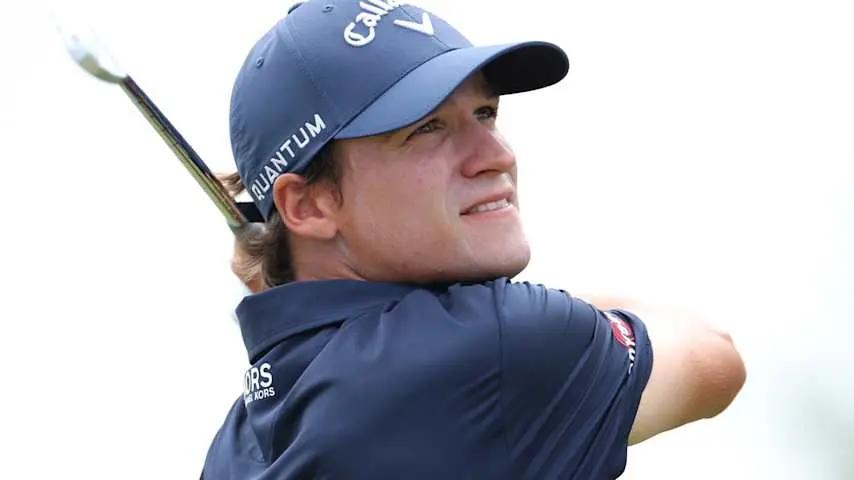 Adrien Dumont de Chassart slaat af tijdens een PGA Tour-ronde
