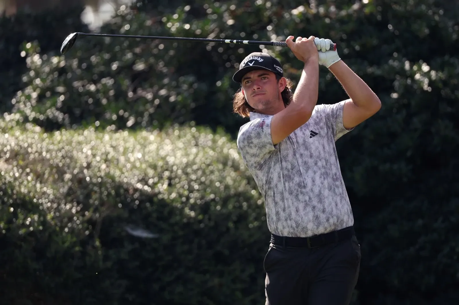 Brendan Valdes slaat af tijdens zijn rentree op de PGA Tour