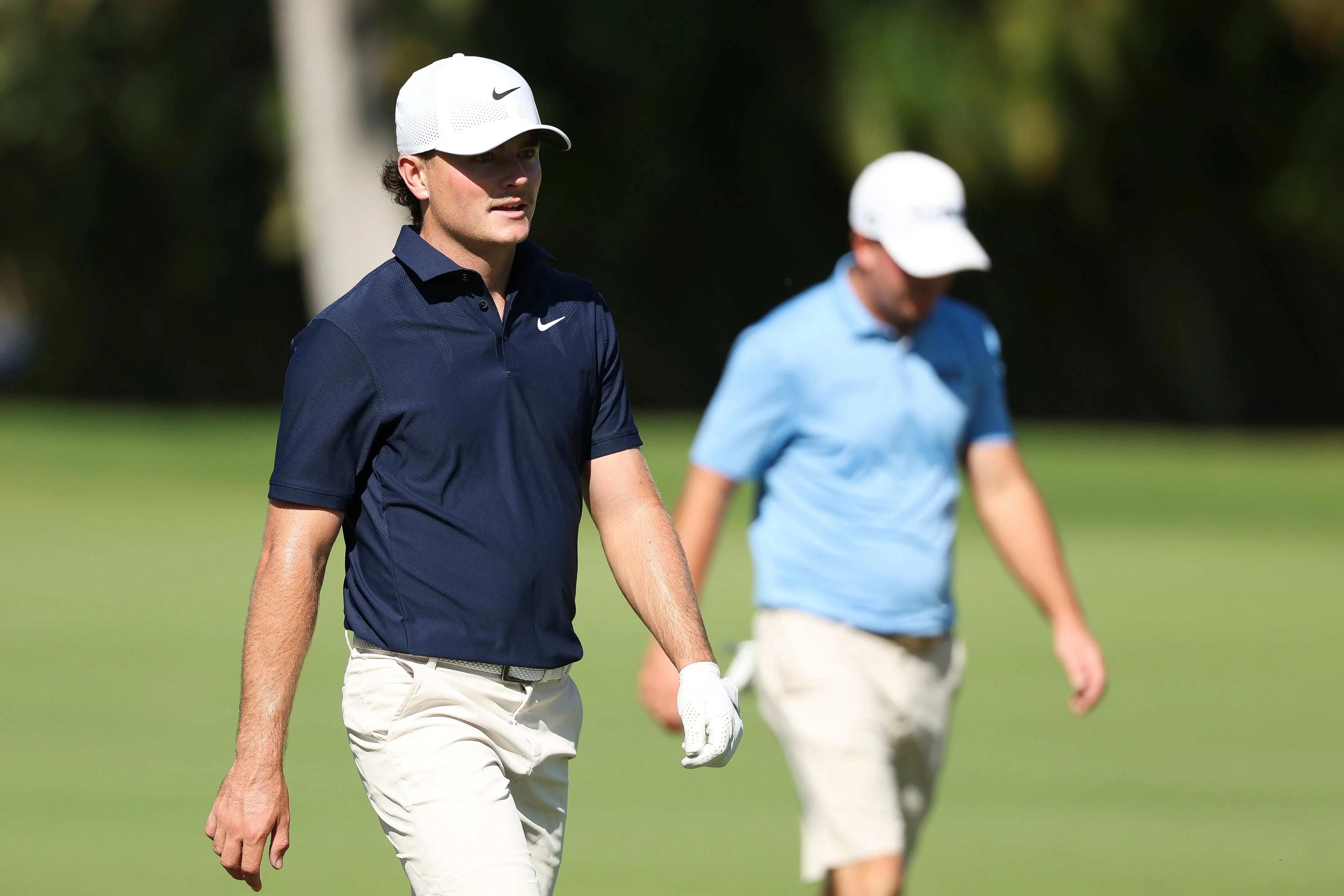 Luke Clanton loopt over de green tijdens de Cognizant Classic in 2026