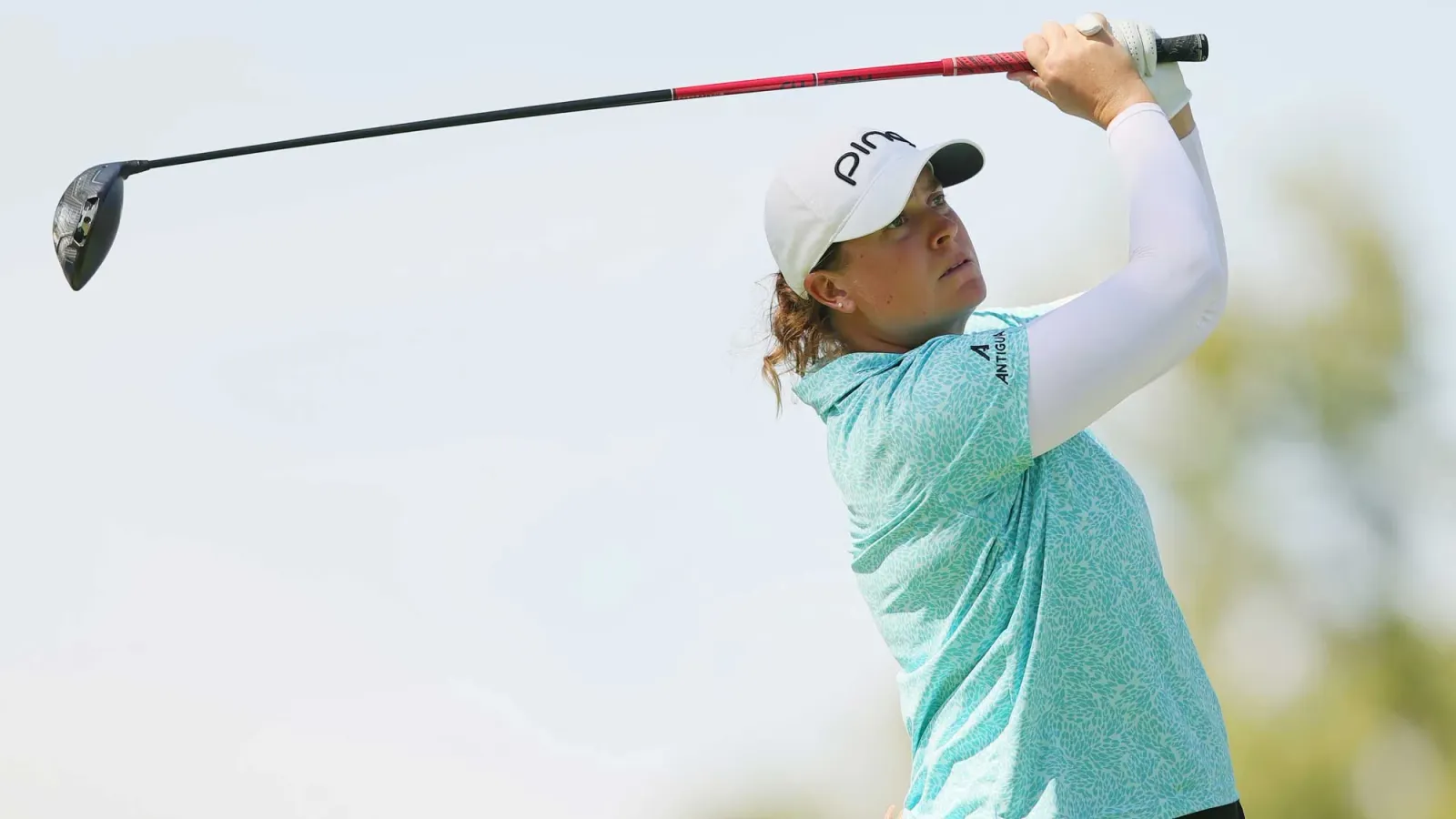 Lauren Coughlin slaat af tijdens de Walmart NW Arkansas Championship 2026