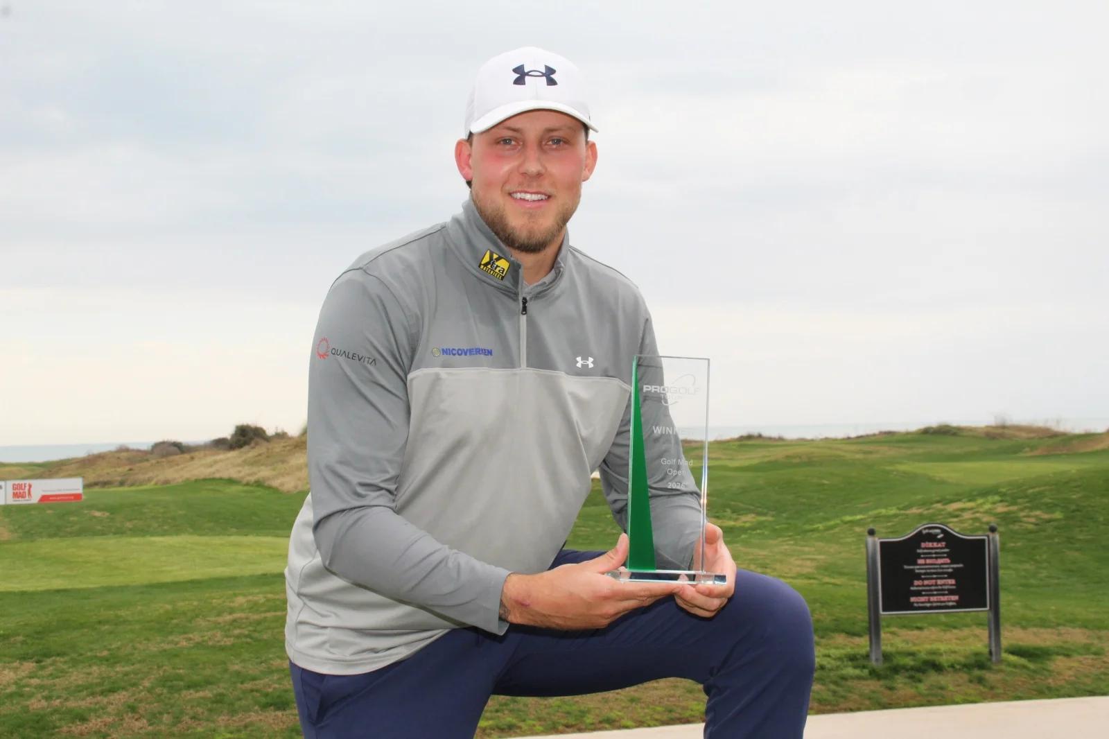 Dario Antonisse na zijn zege bij de Golf Mad Open 2026
