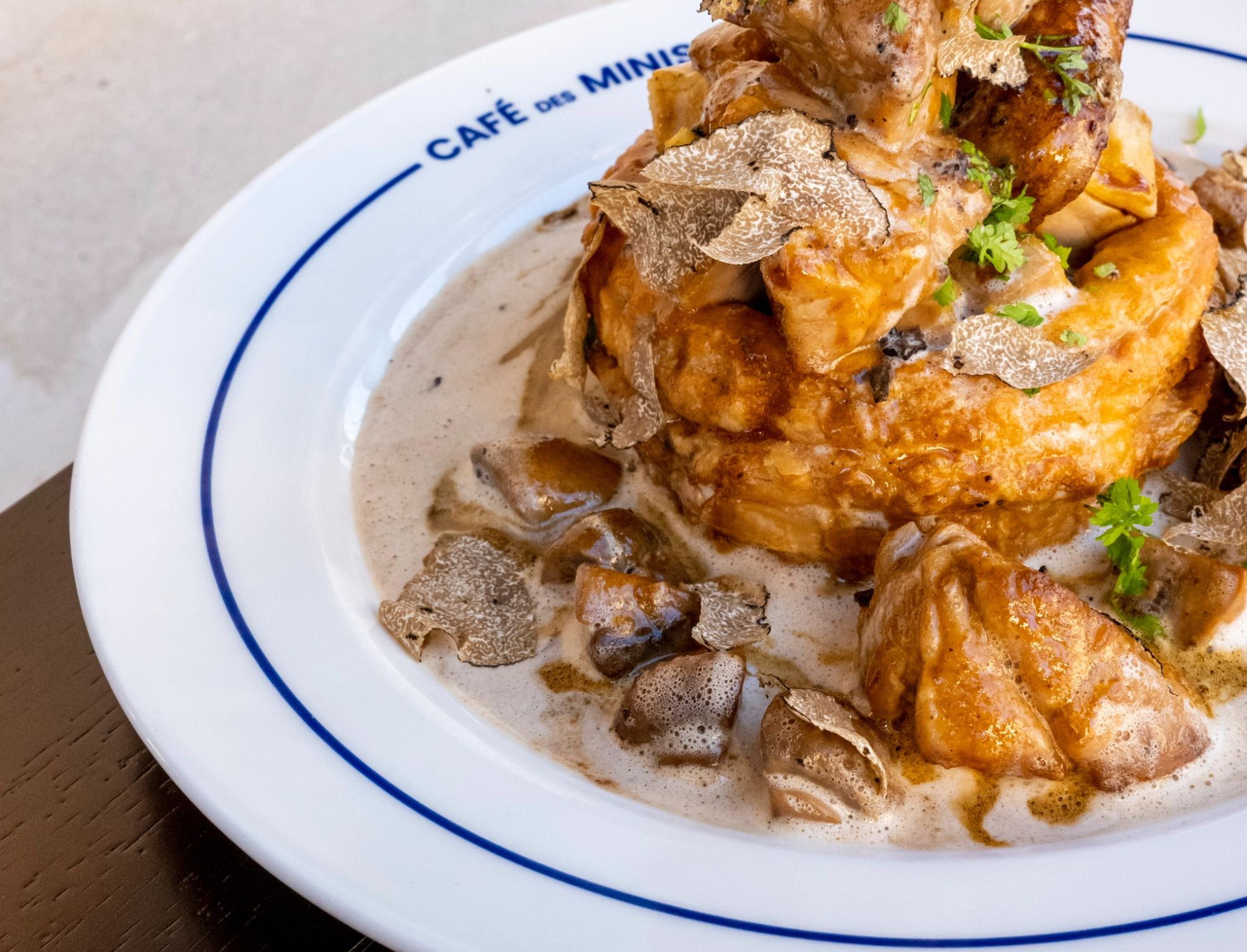 restaurant_cafe_des_ministeres_paris_plat_vol_au_vent