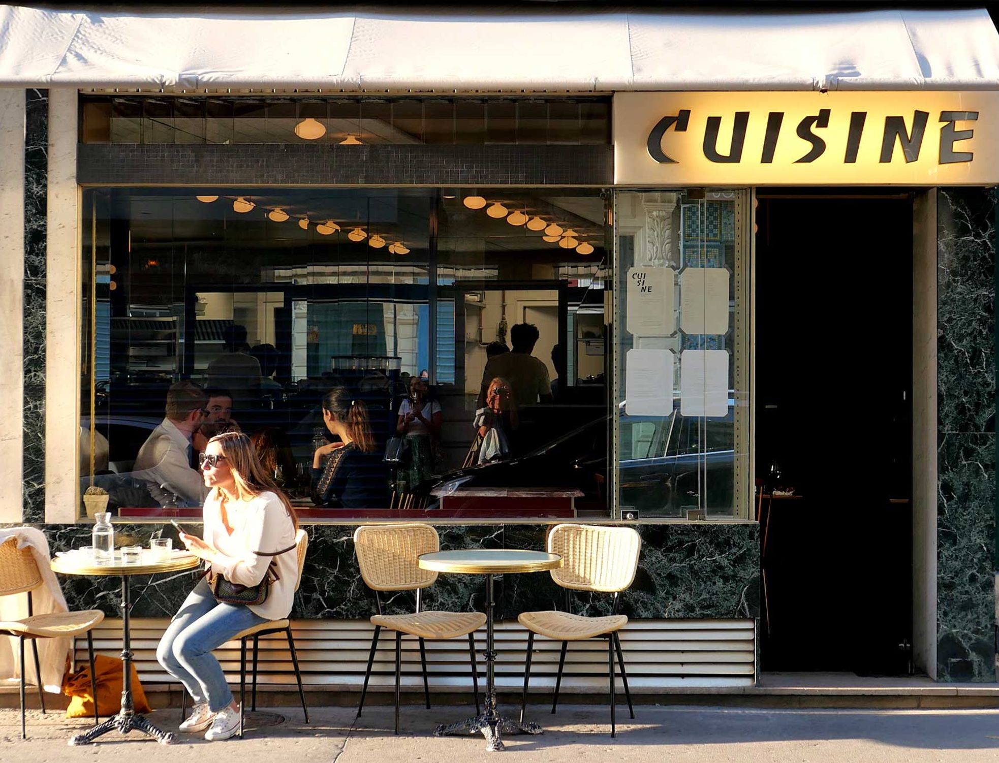 restaurant_cuisine_paris_devanture